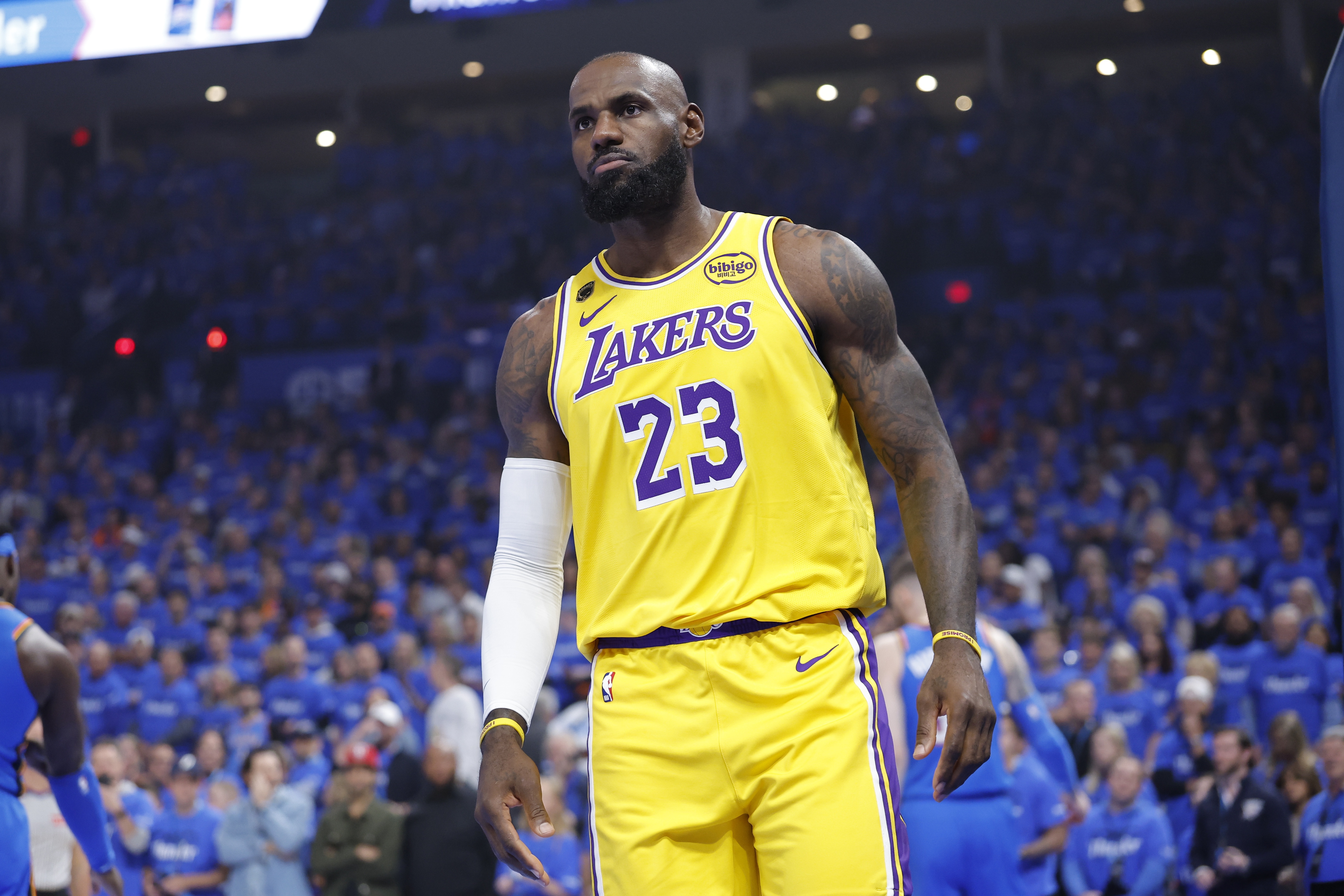 Windhorst：预计詹姆斯留队概率51% 薪资数额成博弈核心